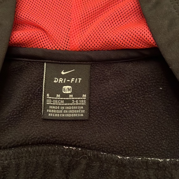 Nike Girls Dri Fit Zipper Hoodie Jacket Black with Pink Size 6/M - Picture 7 of 9